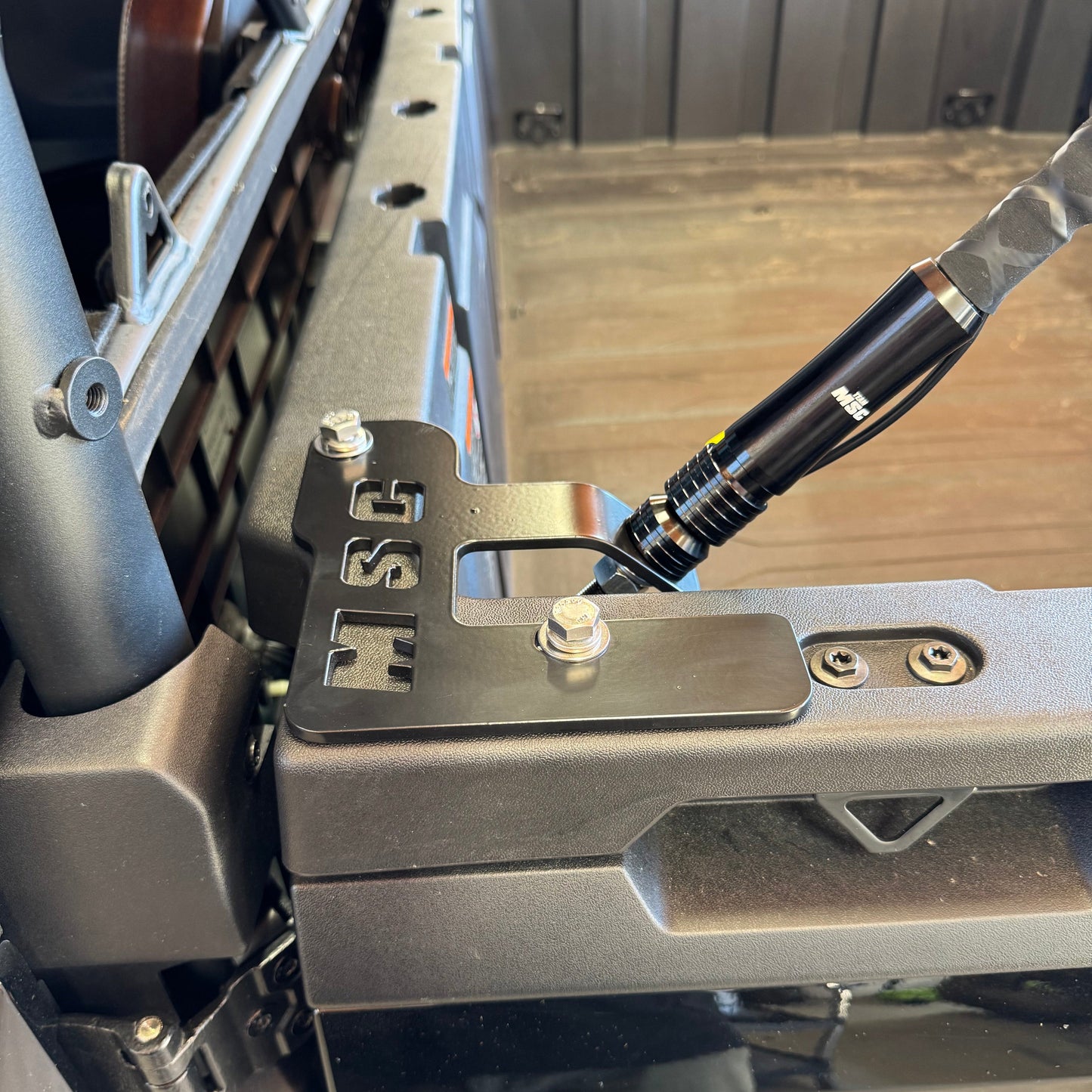 TEAM MSC - U10 PRO - CUSTOM WHIP MOUNTS